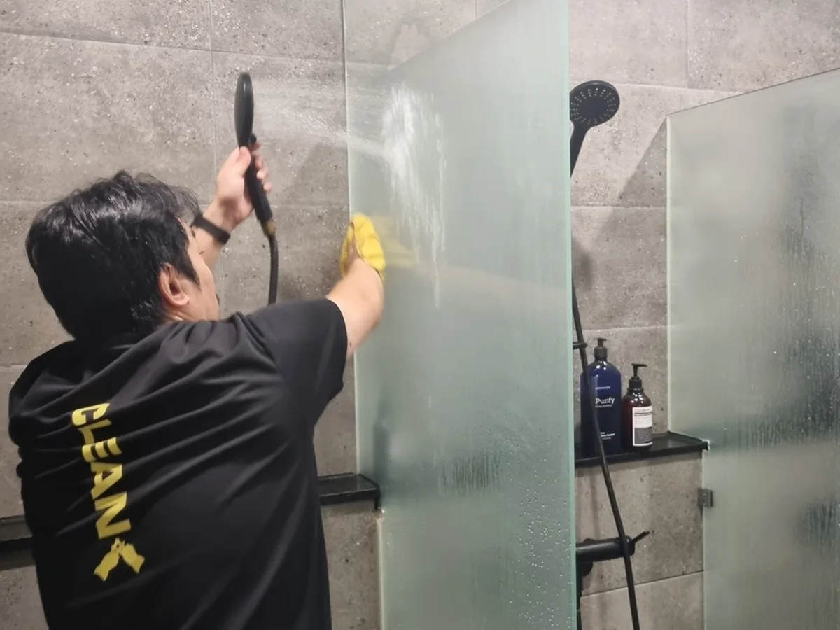 세종시 가람동 헬스장 복도·대기 동선 야간 위생청소 사례 - 행진크린